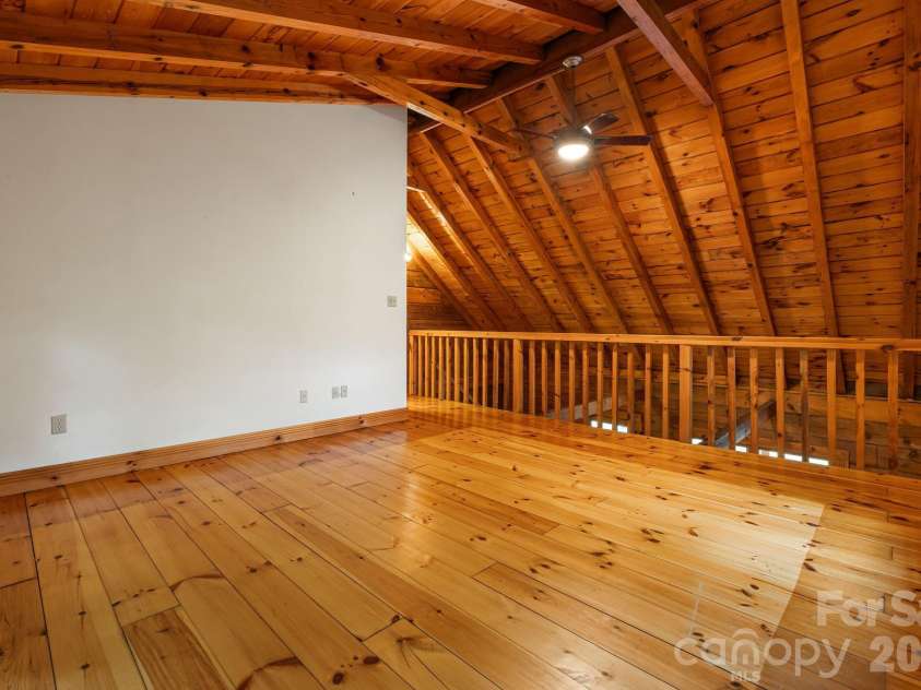 256 Fairway Loop, Burnsville, NC 28714.  MLS# CAR4410607, YatesRealty ID 42562. 