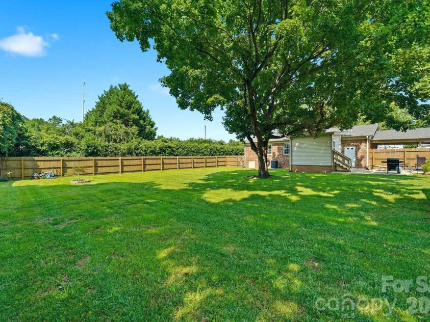 3107 Winston Drive, Concord, NC 28027.  MLS# CAR4403859, YatesRealty ID 42565. 