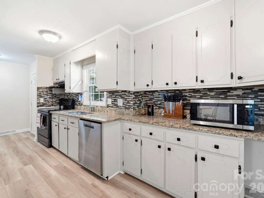 3107 Winston Drive, Concord, NC 28027.  MLS# CAR4403859, YatesRealty ID 42565. 