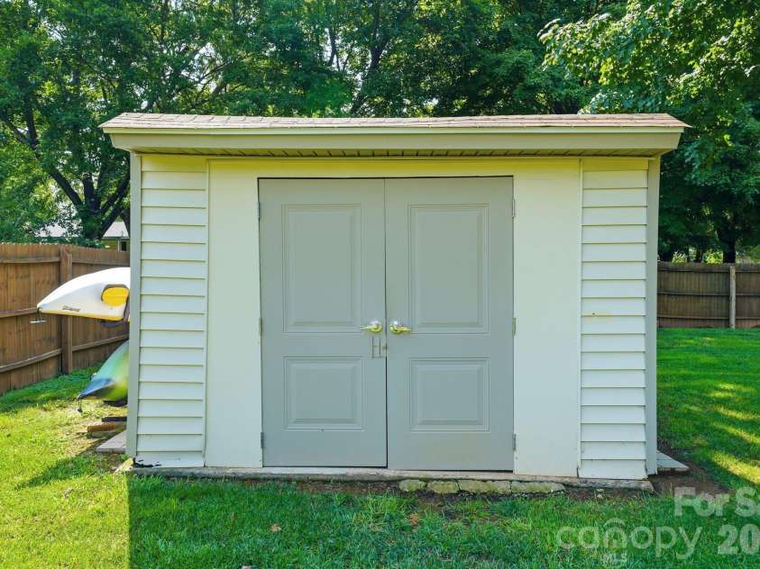 3107 Winston Drive, Concord, NC 28027.  MLS# CAR4403859, YatesRealty ID 42565. 