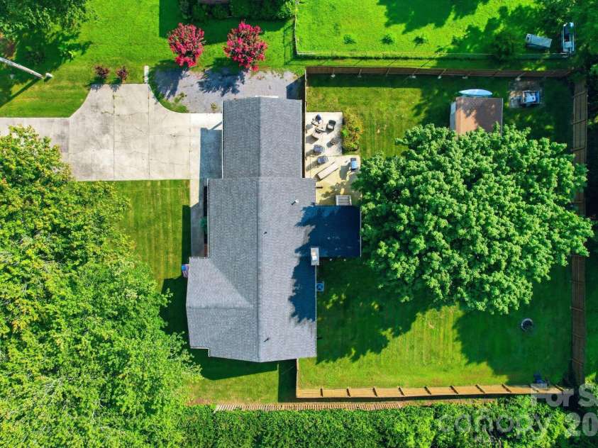 3107 Winston Drive, Concord, NC 28027.  MLS# CAR4403859, YatesRealty ID 42565. 