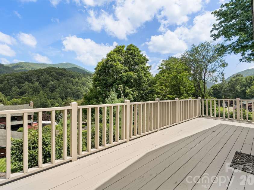 30 Hillcrest Road, Maggie Valley, NC 28751.  MLS# CAR4411601, YatesRealty ID 42566. 