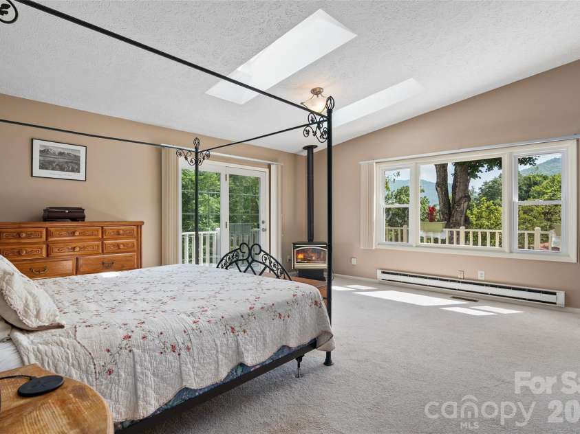 30 Hillcrest Road, Maggie Valley, NC 28751.  MLS# CAR4411601, YatesRealty ID 42566. 