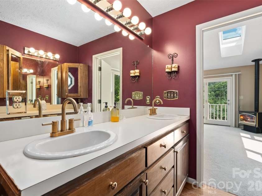30 Hillcrest Road, Maggie Valley, NC 28751.  MLS# CAR4411601, YatesRealty ID 42566. 