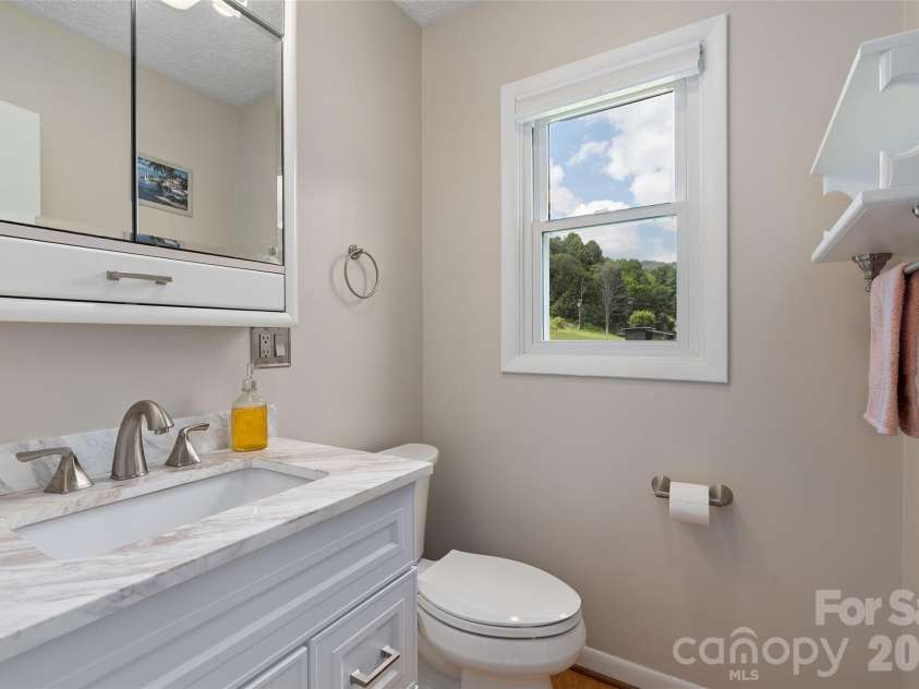 30 Hillcrest Road, Maggie Valley, NC 28751.  MLS# CAR4411601, YatesRealty ID 42566. 