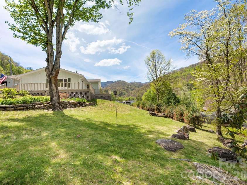 30 Hillcrest Road, Maggie Valley, NC 28751.  MLS# CAR4411601, YatesRealty ID 42566. 