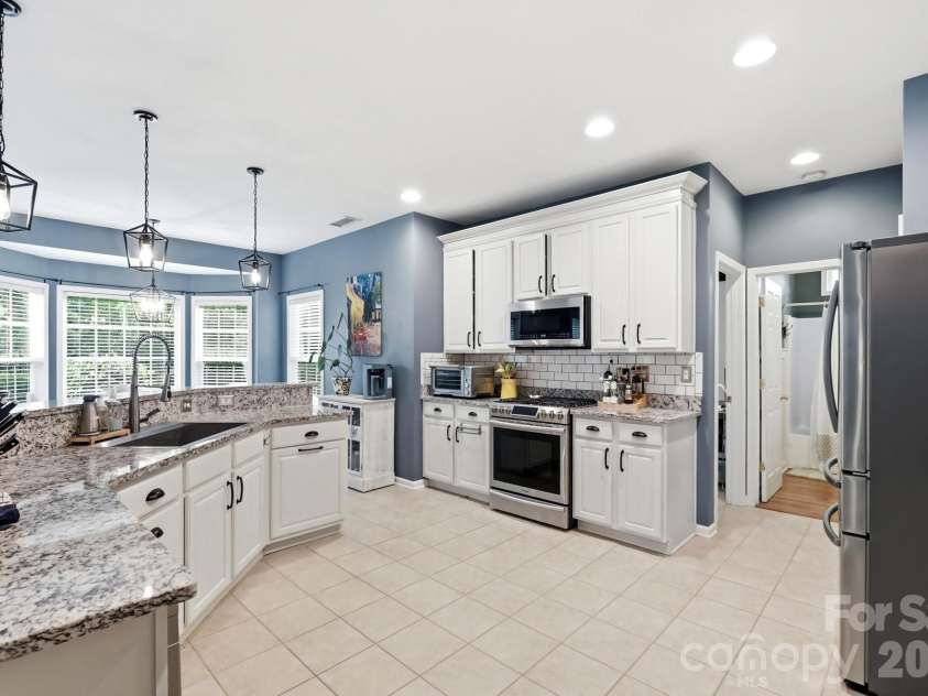 12609 Kemerton Lane, Huntersville, NC 28078.  MLS# CAR4407714, YatesRealty ID 42567. 