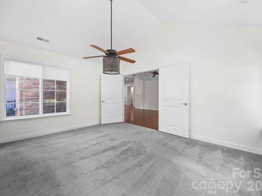274 Lone Oak Circle, Rock Hill, SC 29732.  MLS# CAR4398102, YatesRealty ID 42568. 