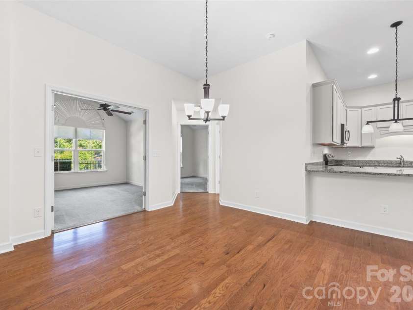 274 Lone Oak Circle, Rock Hill, SC 29732.  MLS# CAR4398102, YatesRealty ID 42568. 