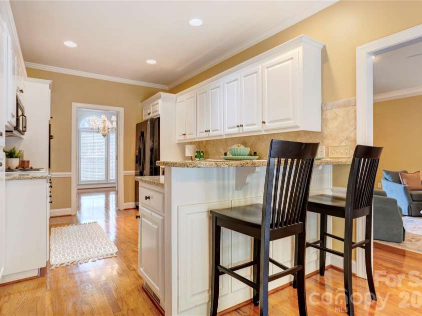 1152 Windsor Drive, Kannapolis, NC 28081.  MLS# CAR4411989, YatesRealty ID 42569. Bar area