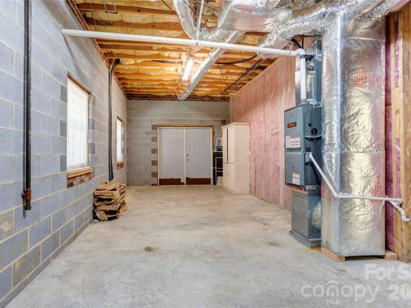 1152 Windsor Drive, Kannapolis, NC 28081.  MLS# CAR4411989, YatesRealty ID 42569. Basement Large Storage Area