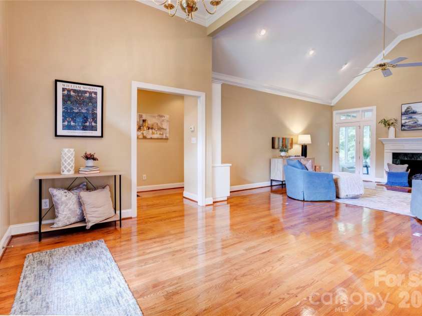 1152 Windsor Drive, Kannapolis, NC 28081.  MLS# CAR4411989, YatesRealty ID 42569. Entry and Great Room