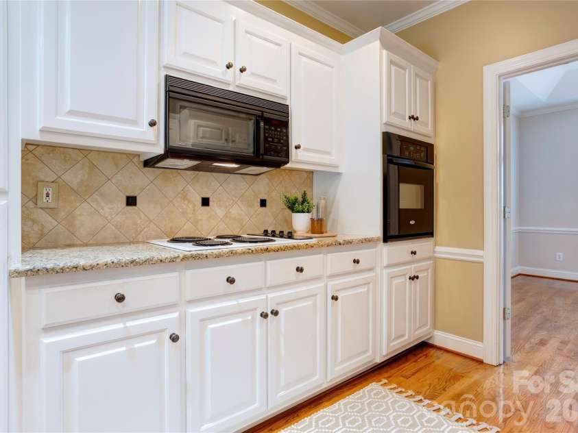 1152 Windsor Drive, Kannapolis, NC 28081.  MLS# CAR4411989, YatesRealty ID 42569. Kitchen view