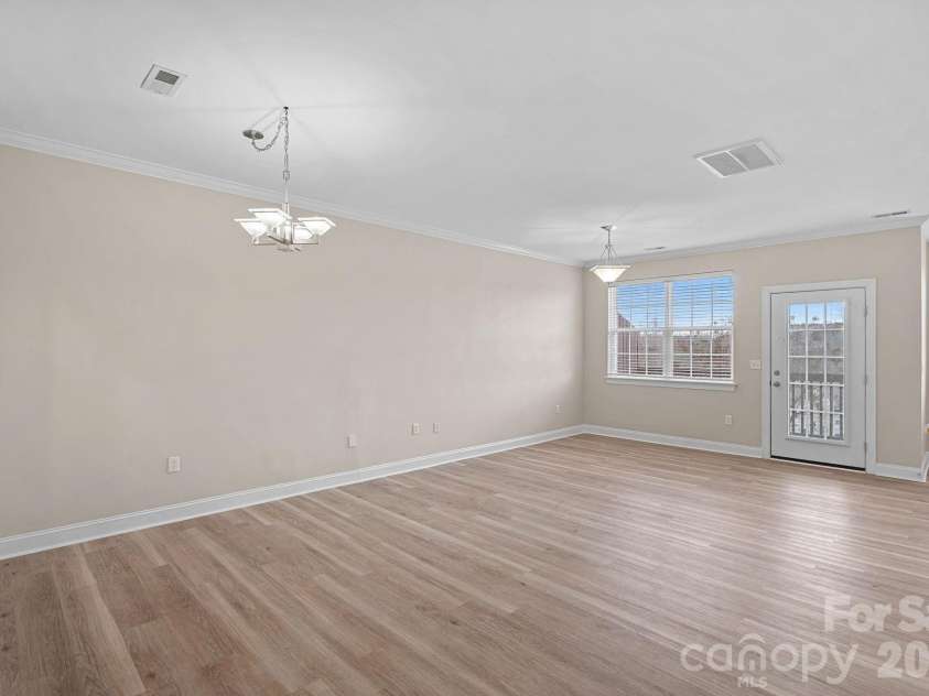 103 High Ridge Road, Mooresville, NC 28117.  MLS# CAR4344209, YatesRealty ID 4257. 