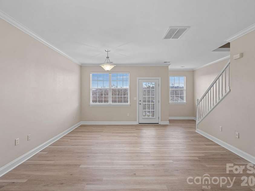 103 High Ridge Road, Mooresville, NC 28117.  MLS# CAR4344209, YatesRealty ID 4257. 