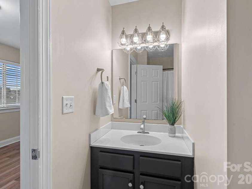 103 High Ridge Road, Mooresville, NC 28117.  MLS# CAR4344209, YatesRealty ID 4257. 