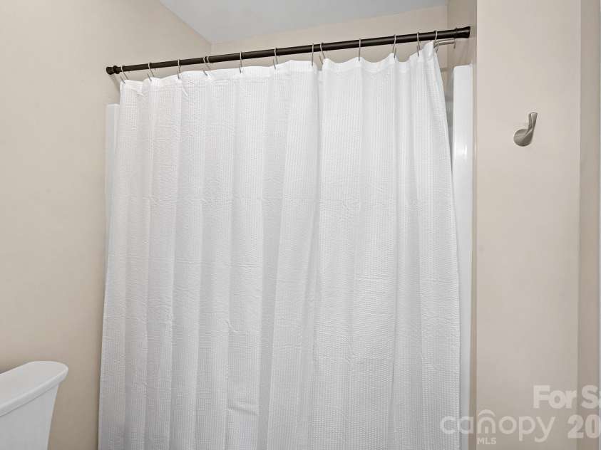 103 High Ridge Road, Mooresville, NC 28117.  MLS# CAR4344209, YatesRealty ID 4257. 