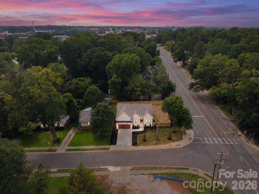 4704 Murrayhill Road, Charlotte, NC 28209.  MLS# CAR4388819, YatesRealty ID 42570. Aerial view.