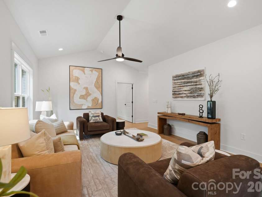 4704 Murrayhill Road, Charlotte, NC 28209.  MLS# CAR4388819, YatesRealty ID 42570. Living room.