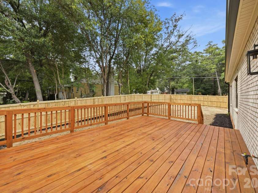 4704 Murrayhill Road, Charlotte, NC 28209.  MLS# CAR4388819, YatesRealty ID 42570. Outdoor deck.