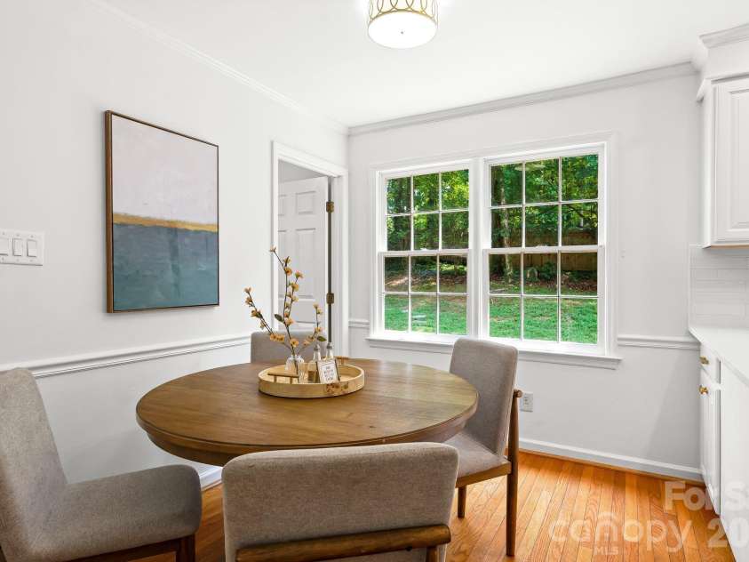 5901 Grosner Place, Charlotte, NC 28211.  MLS# CAR4391756, YatesRealty ID 42575. 