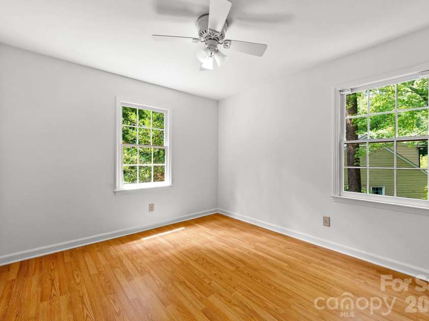 5901 Grosner Place, Charlotte, NC 28211.  MLS# CAR4391756, YatesRealty ID 42575. 