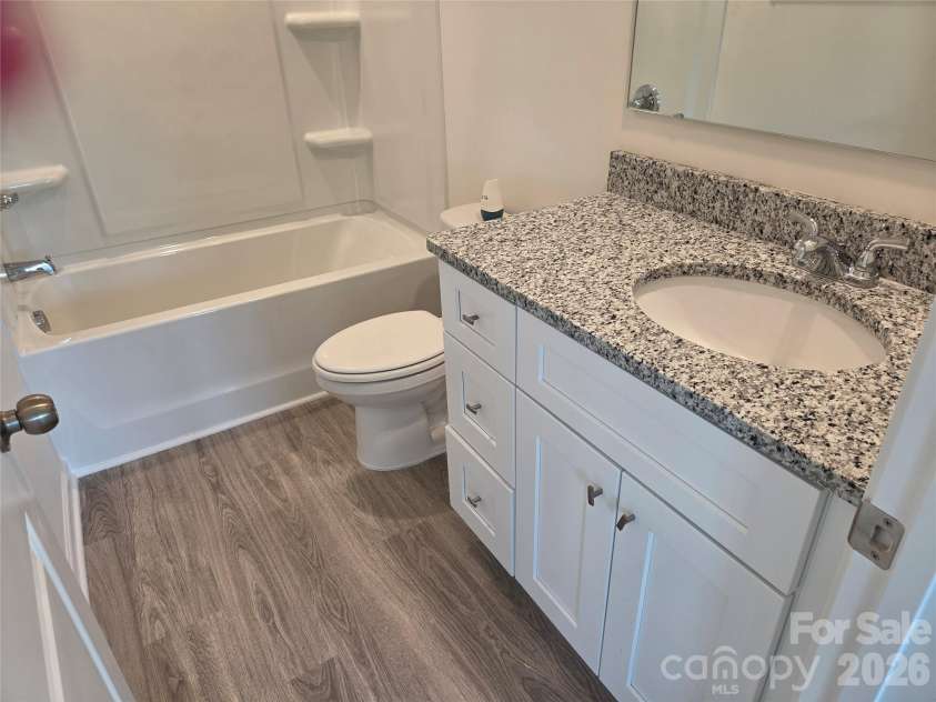 128 Sanders Way, Statesville, NC 28625.  MLS# CAR4404168, YatesRealty ID 42576. Bathroom