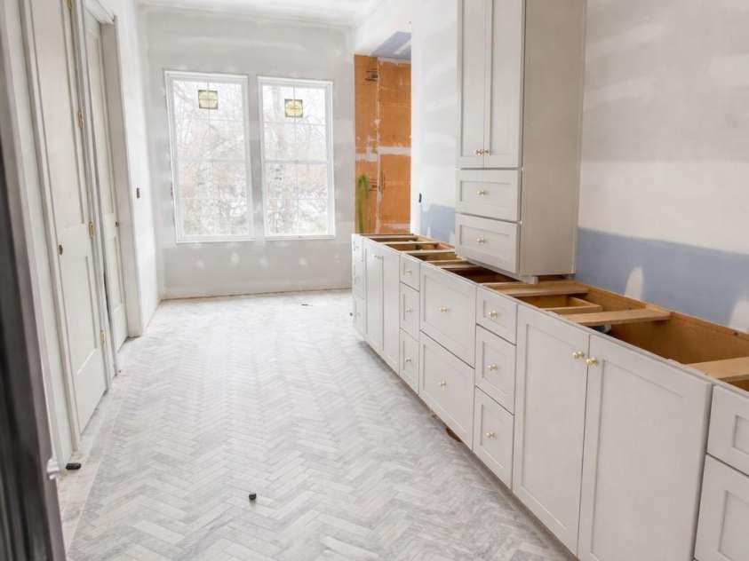 125 Randstone Court, Charlotte, NC 28211.  MLS# CAR4329471, YatesRealty ID 4258. Some Images Amy include virtual enhancements to illustrate potential features.