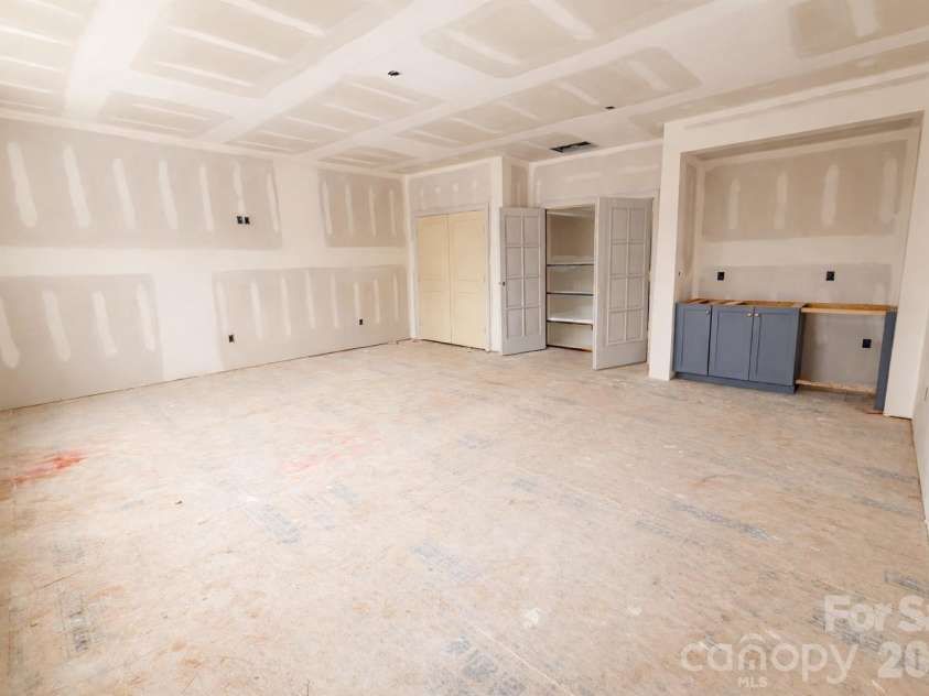 125 Randstone Court, Charlotte, NC 28211.  MLS# CAR4329471, YatesRealty ID 4258. Upstairs Bonus Room 