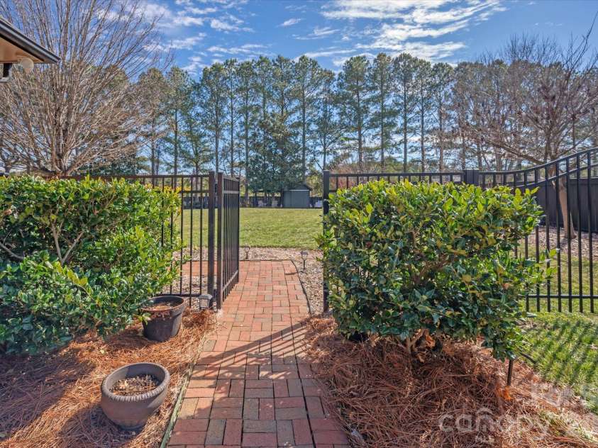 7049 High Meadow Drive, Weddington, NC 28104.  MLS# CAR4349099, YatesRealty ID 4258. 
