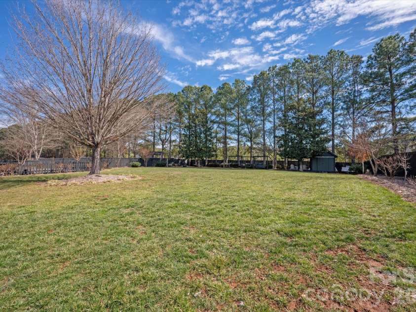 7049 High Meadow Drive, Weddington, NC 28104.  MLS# CAR4349099, YatesRealty ID 4258. 