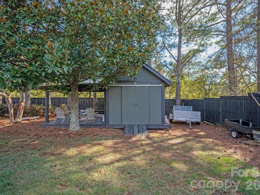 7049 High Meadow Drive, Weddington, NC 28104.  MLS# CAR4349099, YatesRealty ID 4258. 