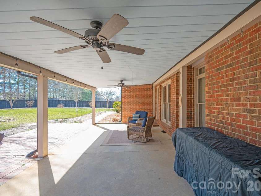 7049 High Meadow Drive, Weddington, NC 28104.  MLS# CAR4349099, YatesRealty ID 4258. 