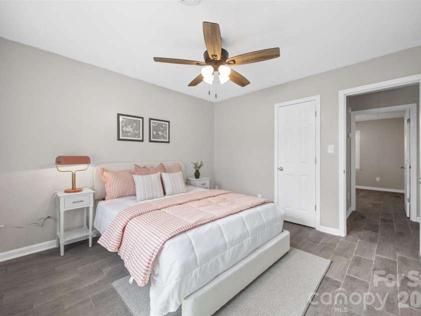 147-C Glenwood Drive, Rock Hill, SC 29732.  MLS# CAR4386966, YatesRealty ID 42580. 