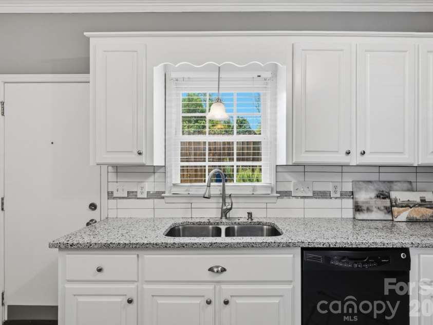 403 Wilson Street, Rock Hill, SC 29730.  MLS# CAR4410529, YatesRealty ID 42583. 