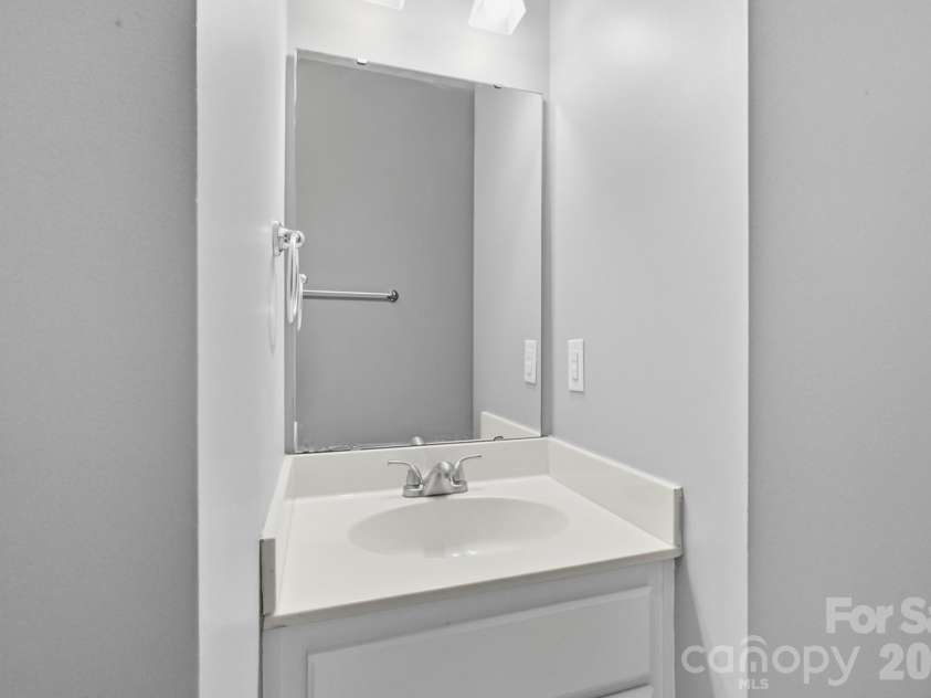 403 Wilson Street, Rock Hill, SC 29730.  MLS# CAR4410529, YatesRealty ID 42583. Full bathroom