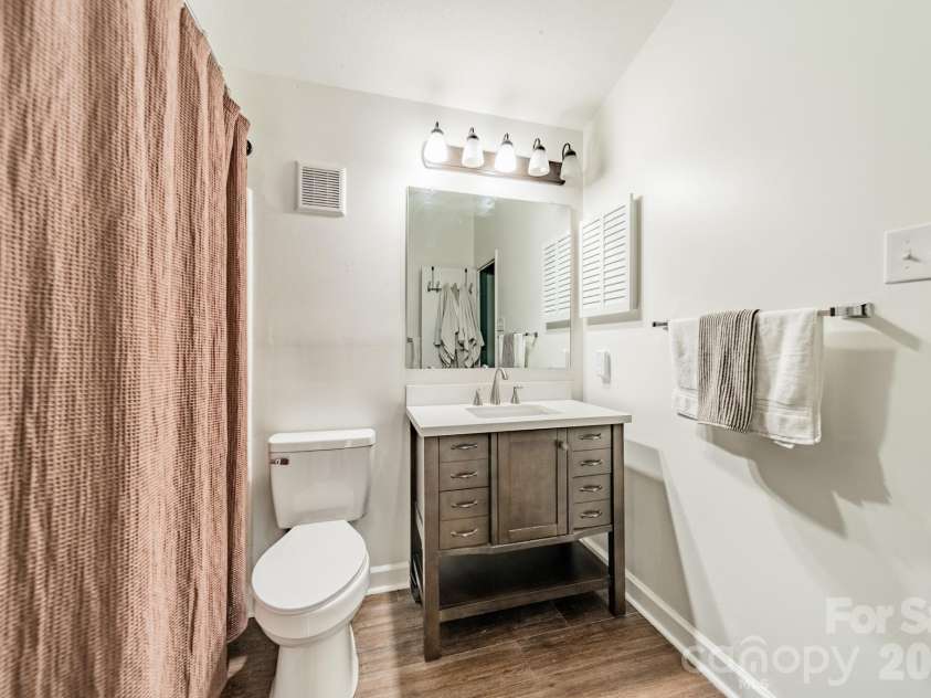322 Grady Drive, Rock Hill, SC 29732.  MLS# CAR4407267, YatesRealty ID 42585. 