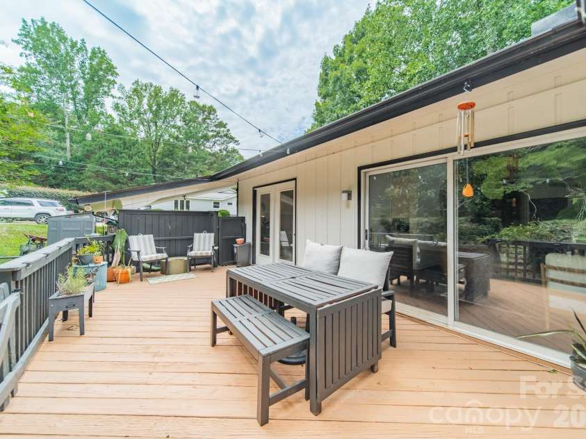 322 Grady Drive, Rock Hill, SC 29732.  MLS# CAR4407267, YatesRealty ID 42585. 