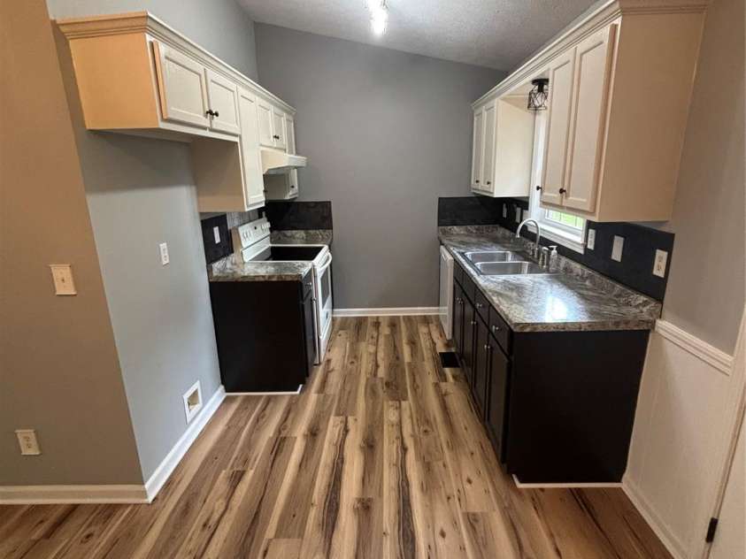 3253 Capital Court, Lenoir, NC 28645.  MLS# CAR4398003, YatesRealty ID 42586. 