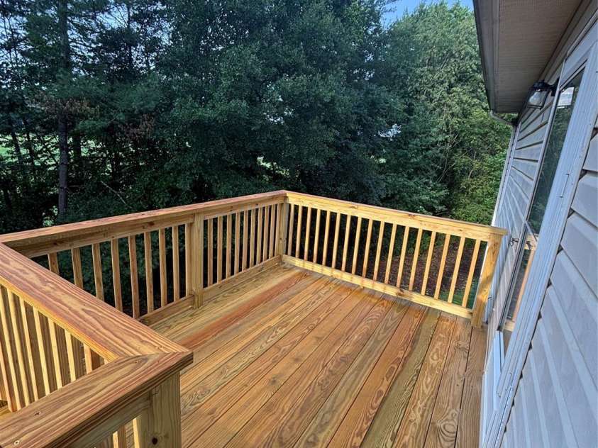 3253 Capital Court, Lenoir, NC 28645.  MLS# CAR4398003, YatesRealty ID 42586. 