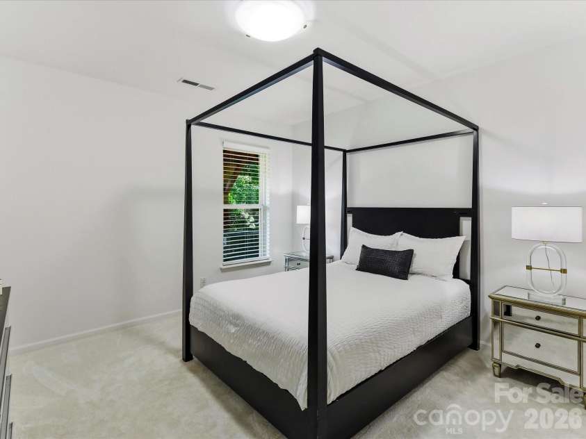 1806 Sunchaser Lane, Charlotte, NC 28210.  MLS# CAR4407057, YatesRealty ID 42588. Basement Bedroom
