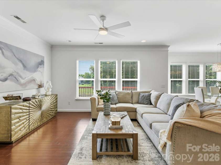 1806 Sunchaser Lane, Charlotte, NC 28210.  MLS# CAR4407057, YatesRealty ID 42588. Great Room