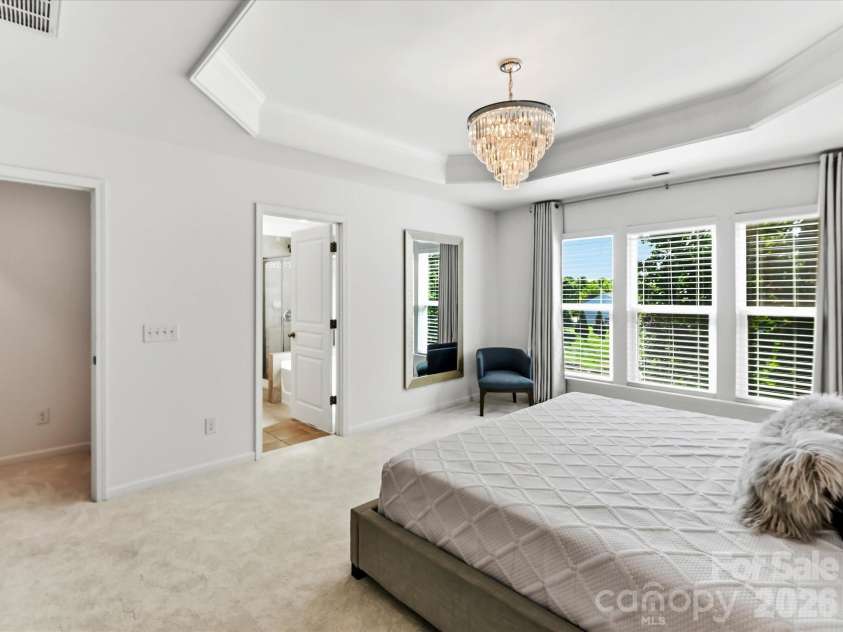 1806 Sunchaser Lane, Charlotte, NC 28210.  MLS# CAR4407057, YatesRealty ID 42588. Primary Bedroom