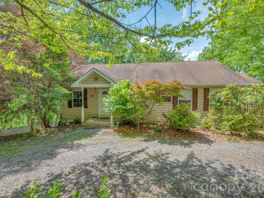 132 Egret Road, Lake Lure, NC 28746.  MLS# CAR4254580, YatesRealty ID 4259. 
