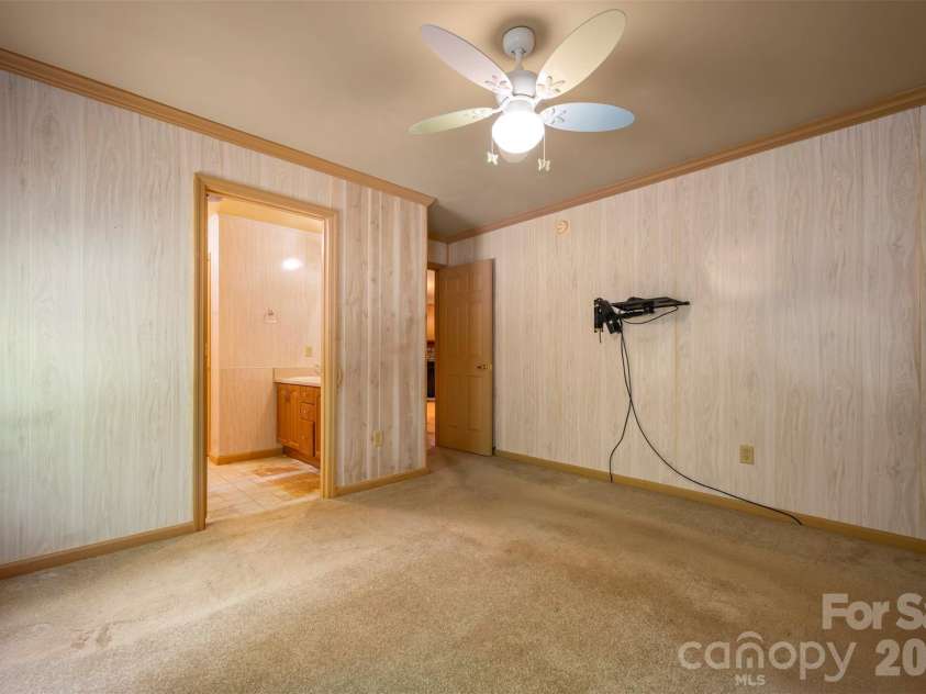 132 Egret Road, Lake Lure, NC 28746.  MLS# CAR4254580, YatesRealty ID 4259. 