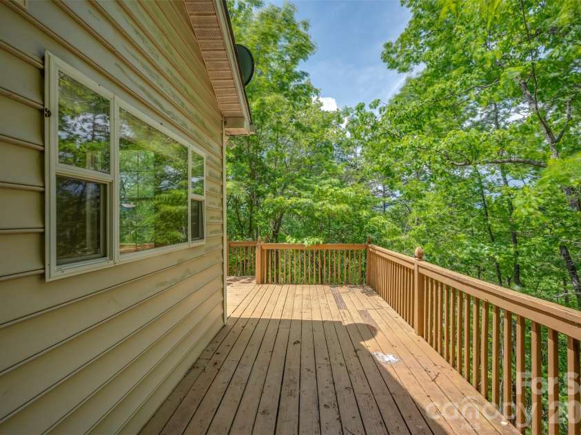 132 Egret Road, Lake Lure, NC 28746.  MLS# CAR4254580, YatesRealty ID 4259. 
