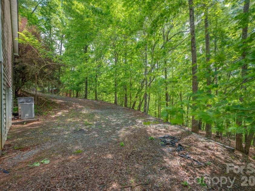 132 Egret Road, Lake Lure, NC 28746.  MLS# CAR4254580, YatesRealty ID 4259. 