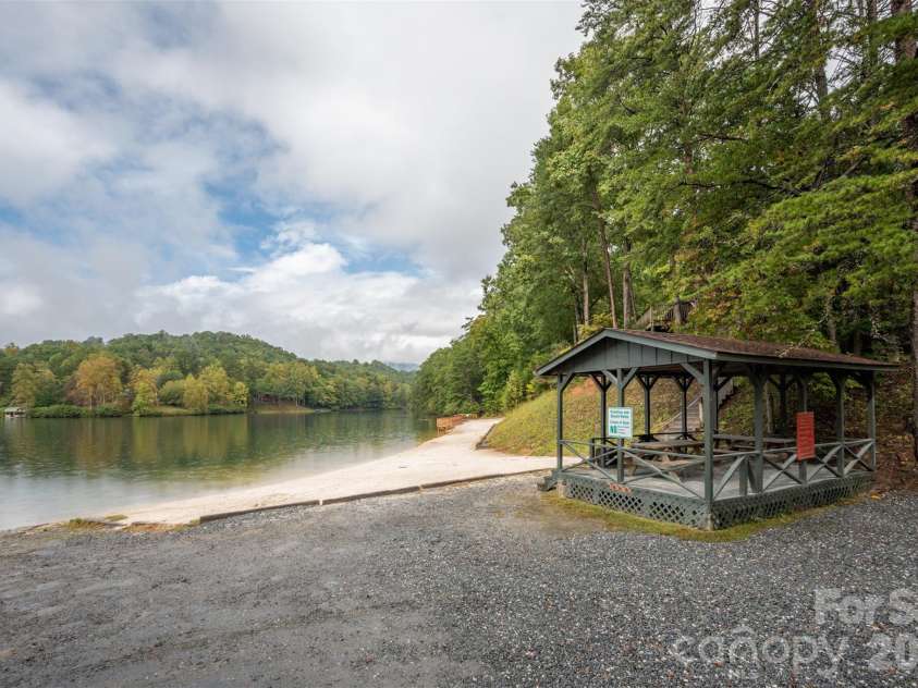 132 Egret Road, Lake Lure, NC 28746.  MLS# CAR4254580, YatesRealty ID 4259. 