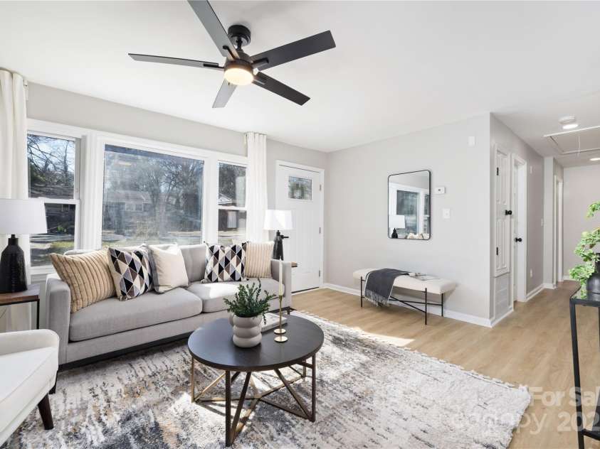 4308 Welling Avenue, Charlotte, NC 28208.  MLS# CAR4230616, YatesRealty ID 4259. 