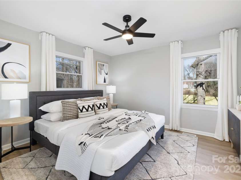 4308 Welling Avenue, Charlotte, NC 28208.  MLS# CAR4230616, YatesRealty ID 4259. 